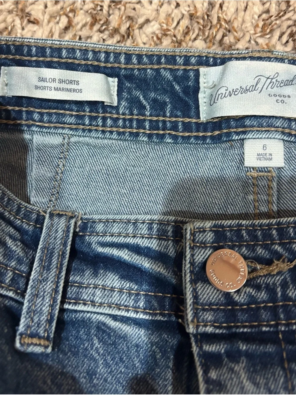 Universal Thread Highest-Rise Sailor Denim Shorts Size 6